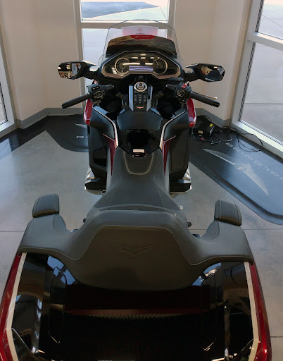 Honda Dealer «Honda of the Ozarks», reviews and photos, 2055 E Kerr St, Springfield, MO 65803, USA