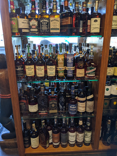 Liquor Store «Old Oaks Liquor», reviews and photos, 3006 Thousand Oaks Blvd, Thousand Oaks, CA 91362, USA