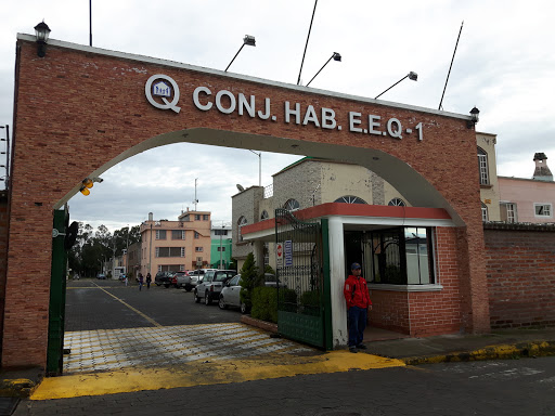Conjunto Residencial De La Empresa Electrica Quito