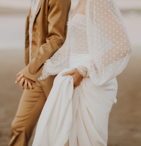 Bridal Shop «a&bé bridal shop minneapolis», reviews and photos, 1607 Hennepin Ave, Minneapolis, MN 55403, USA