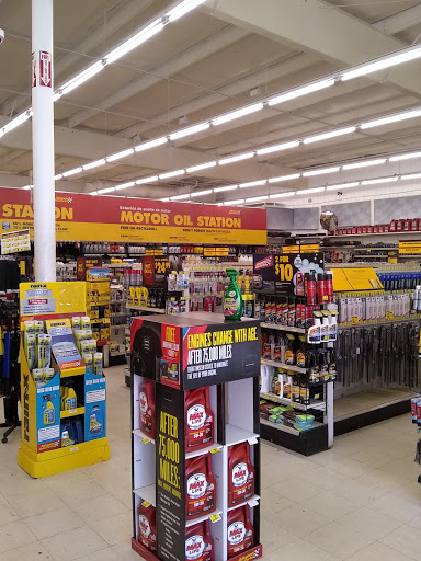 Auto Parts Store «Advance Auto Parts», reviews and photos, 560 Wethersfield Ave, Hartford, CT 06114, USA