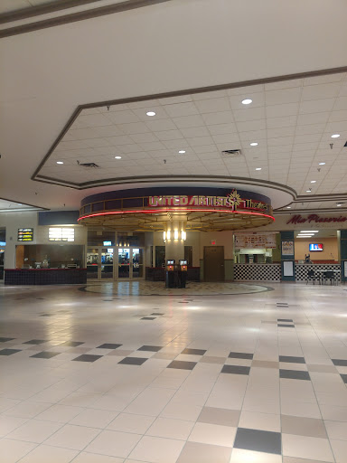 Movie Theater «United Artists Cortlandt Town Center 11», reviews and photos, 3131 Main St, Mohegan Lake, NY 10547, USA