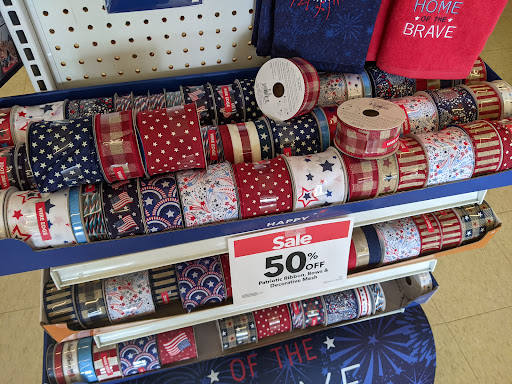 Fabric Store «Jo-Ann Fabrics and Crafts», reviews and photos, 1216 N Memorial Dr, Lancaster, OH 43130, USA