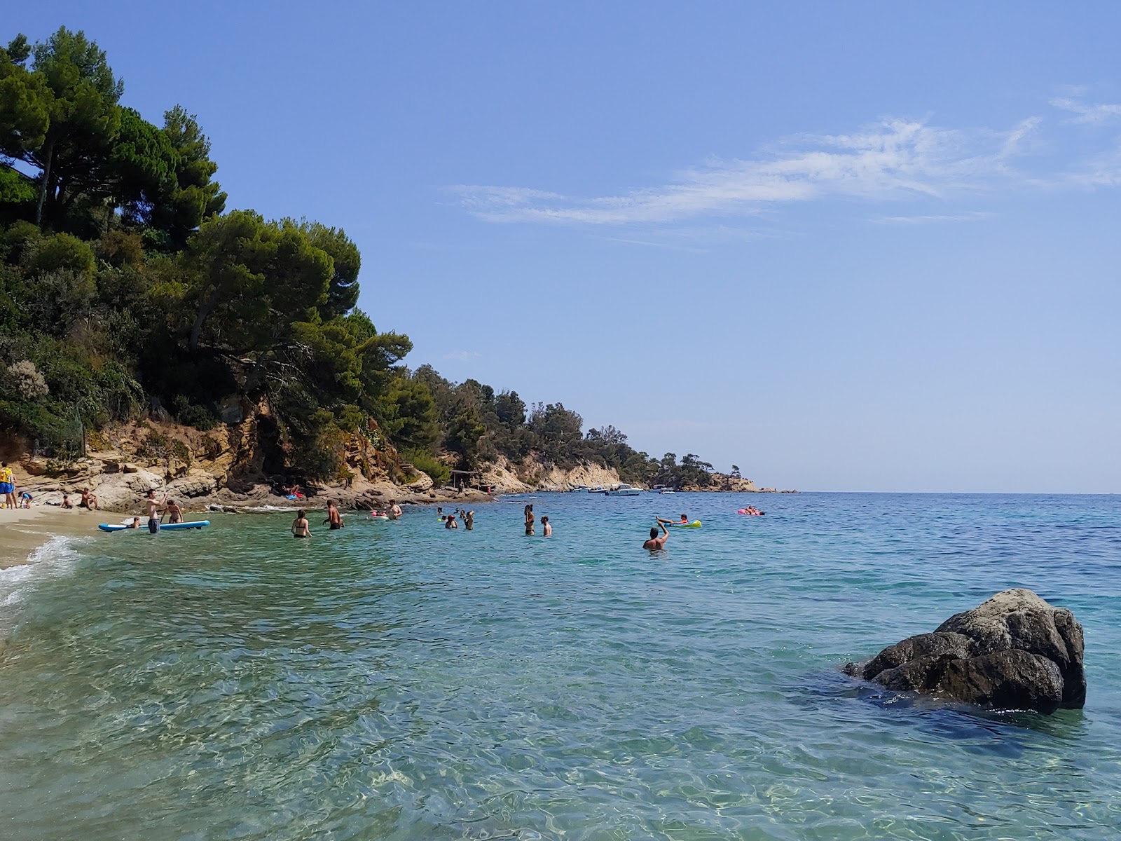 Foto di White Jean beach con abbastanza pulita livello di pulizia