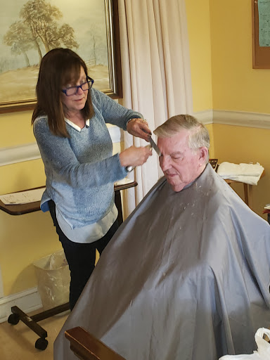 Beauty Salon «Backstreet Hair Salon», reviews and photos, 401 S Mercury Ave, Clearwater, FL 33765, USA
