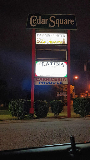 Super Latina Market