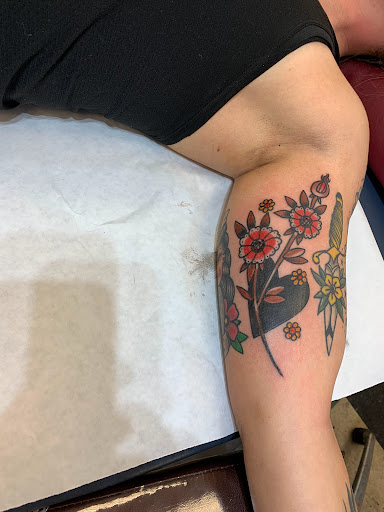 Tattoo Shop «Seven stars art and tattoos», reviews and photos, 19 Main St, Phoenixville, PA 19460, USA