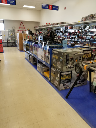 Hardware Store «Harbor Freight Tools», reviews and photos, 3333 W Henrietta Rd #400, Rochester, NY 14623, USA