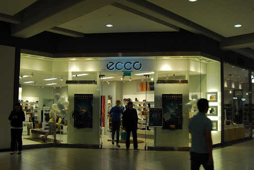 ECCO Toronto Eaton Centre