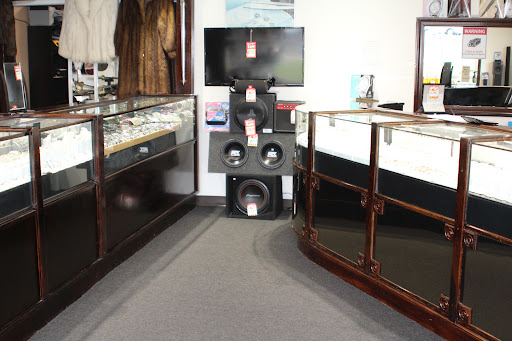 Jewelry Store «Shnayder Jewelry and Pawn Shop», reviews and photos, 110 Daniel Webster Hwy, Nashua, NH 03060, USA