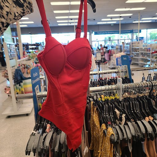 Clothing Store «Ross Dress for Less», reviews and photos, 5635 Woodruff Ave, Lakewood, CA 90713, USA