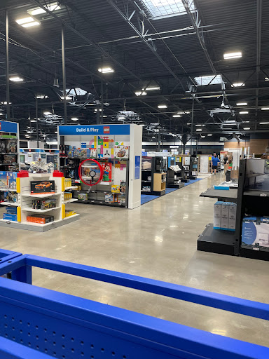 Electronics Store «Best Buy», reviews and photos, 3450 S Glenstone Ave, Springfield, MO 65804, USA