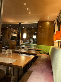 Atmosphère du Restaurant L'Arc Café à Paris - n°14