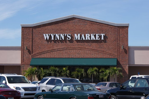 Wynn’s Market, 141 9th St N, Naples, FL 34102, USA, 