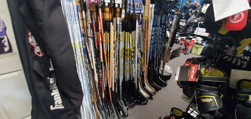 Sporting Goods Store «Play It Again Sports», reviews and photos, 685 Queen St, Southington, CT 06489, USA