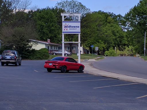 Supermarket «Midtowne Market», reviews and photos, 317 Hawthorn Ave, St Charles, MO 63301, USA