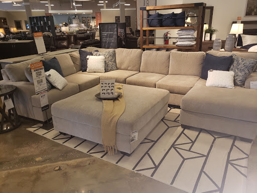Furniture Store «Ashley HomeStore», reviews and photos, 2915 N Dale Mabry Hwy, Tampa, FL 33607, USA