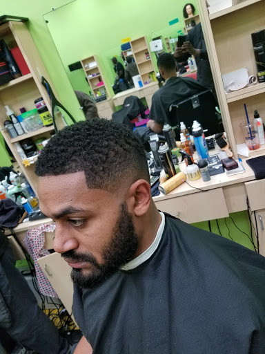 Barber Shop «Friendly Faces Barbershop», reviews and photos, 11160 Veirs Mill Rd, Silver Spring, MD 20902, USA