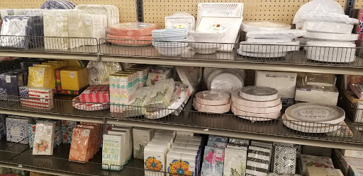 Home Goods Store «Tuesday Morning», reviews and photos, 1725 N Dysart Rd, Avondale, AZ 85392, USA