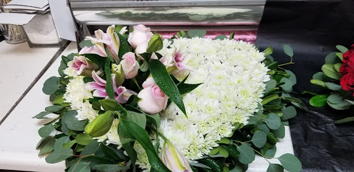 Florist «Just For You Flowers & Gifts (Same Day Delivery)», reviews and photos, 14 Washington St, Morristown, NJ 07960, USA