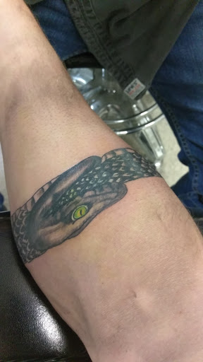 Tattoo Shop «Lifetime Tattoos», reviews and photos, 1410 Main St, Springfield, OR 97477, USA