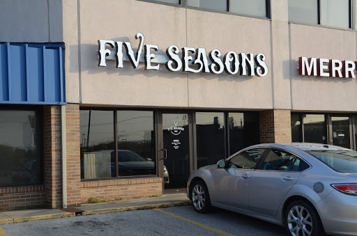 Barber Shop «Five Season Hair-beard Studio», reviews and photos, 300 Collins Rd NE, Cedar Rapids, IA 52402, USA