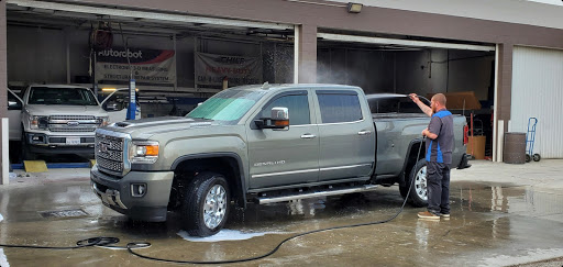 Auto Body Shop «GARYS AUTO COLLISION CENTER», reviews and photos, 24247 Railroad Ave, Newhall, CA 91321, USA