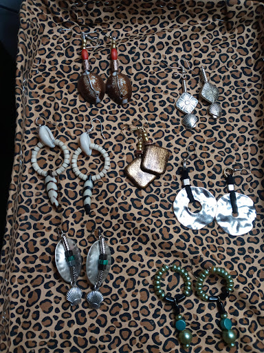 Thrift Store «Village Thrift Stores», reviews and photos, 6307 Allentown Rd, Camp Springs, MD 20748, USA