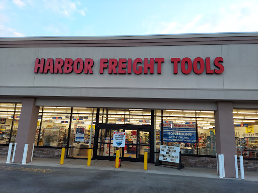 Hardware Store «Harbor Freight Tools», reviews and photos, 356 S Broadway STE 3, Salem, NH 03079, USA