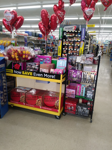 Discount Store «Dollar General», reviews and photos, 10 Fee Fee Rd, Maryland Heights, MO 63043, USA