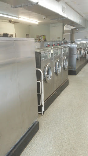 Laundromat «Action Coin Laundry and Drycleaners», reviews and photos, 1131 N Courtenay Pkwy, Merritt Island, FL 32953, USA