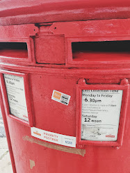 Royal Mail Priority Postbox - Fleet Street