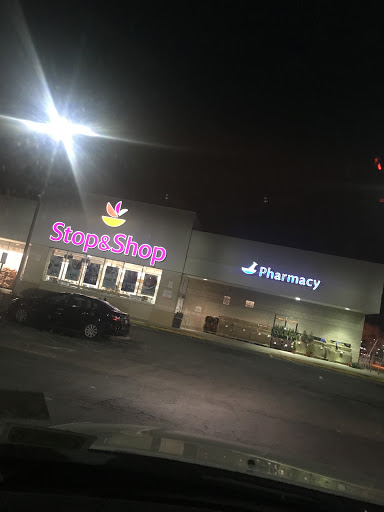 Grocery Store «Stop & Shop», reviews and photos, 4055 Merrick Rd, Seaford, NY 11783, USA