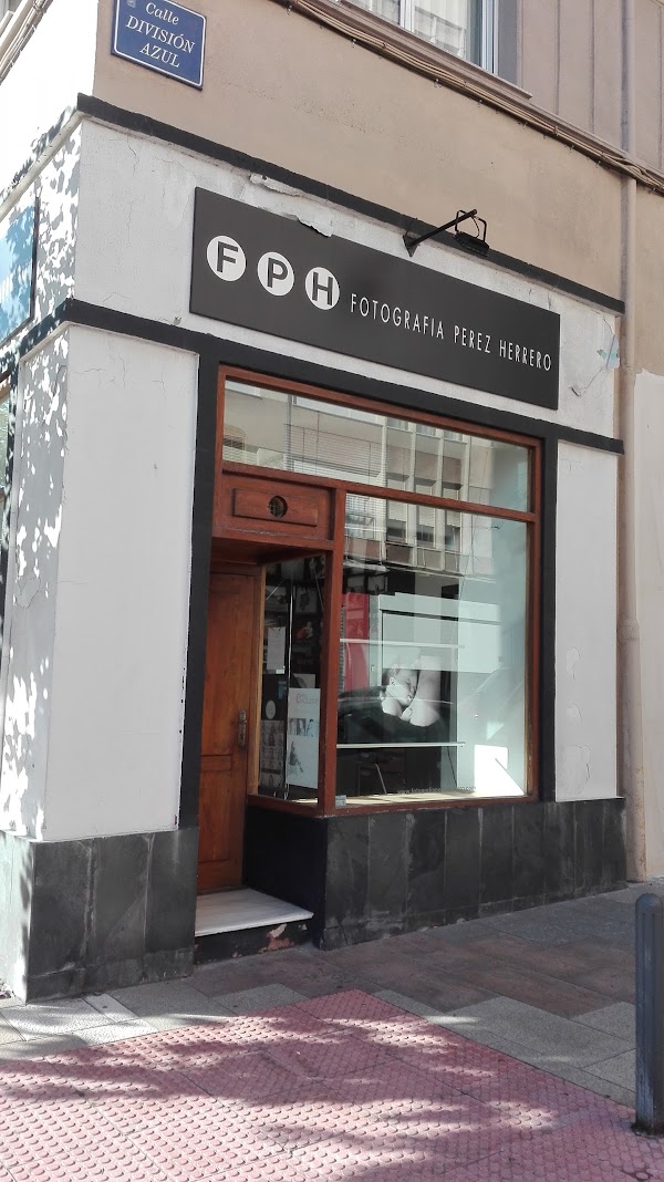 Imagen de Fotografía Pérez Herrero (1 de 4)