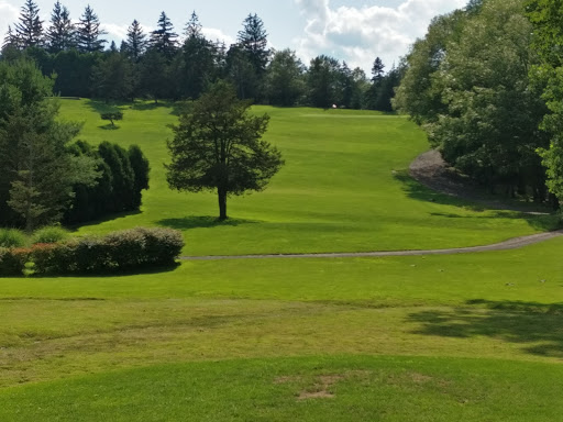 Golf Driving Range «Miner Hills Golf Course & Driving Range», reviews and photos, 80 Miner Hills Dr, Middletown, CT 06457, USA