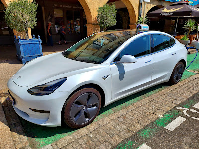 SDEG32 Charging Station à Marciac