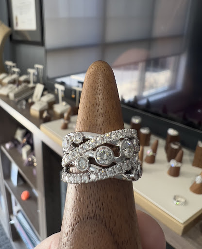 Jewelry Store «Indy Facets Private Jeweler», reviews and photos, 755 W Carmel Dr #116, Carmel, IN 46032, USA
