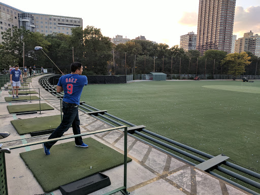 Golf Driving Range «Diversey Driving Range», reviews and photos, 141 W Diversey Pkwy, Chicago, IL 60657, USA