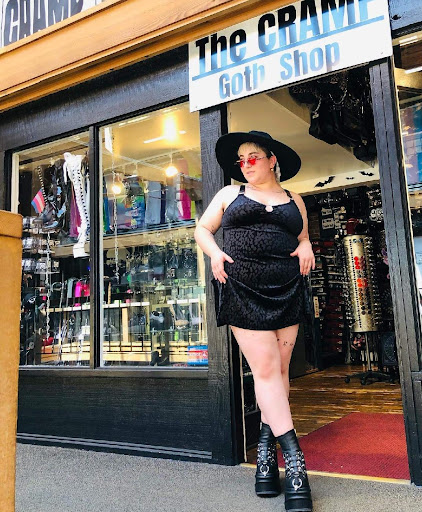 Panache Clothing Store, 225 Broadway E, Seattle, WA 98102, USA, 