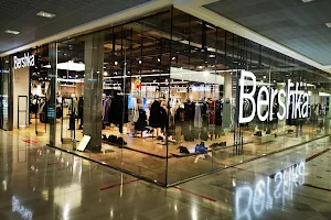 Bershka image