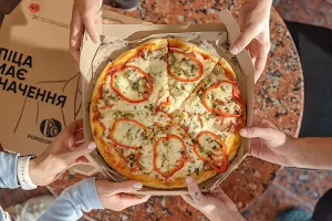 Pomidoro's pizza image