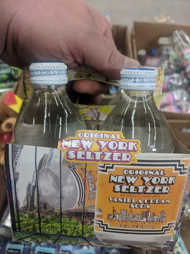 Grocery Store «P & R Discount Grocery», reviews and photos, 600 Scranton Carbondale Hwy, Eynon, PA 18403, USA