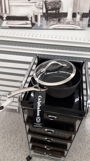 Clothing Store «Ross Dress for Less», reviews and photos, 17849 Garden Way NE, Woodinville, WA 98072, USA