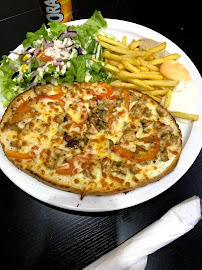 Plats et boissons du Pizzeria Full Time à Saint-Denis - n°2