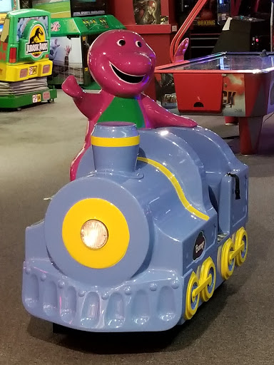 Shopping Mall «West Ridge Mall», reviews and photos, 1801 SW Wanamaker Rd, Topeka, KS 66604, USA