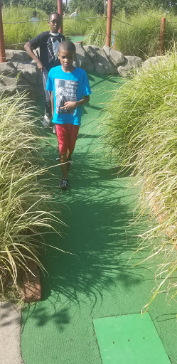 Golf Course «Fox Meadow Golf Center», reviews and photos, 2880 NJ-73, Maple Shade Township, NJ 08052, USA