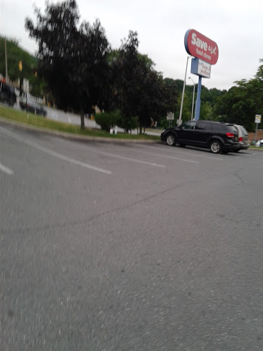 Grocery Store «Save-A-Lot», reviews and photos, 97 Lake St, Newburgh, NY 12550, USA