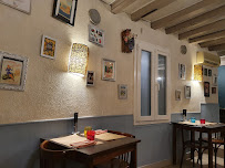 Atmosphère du Restaurant italien Trattoria La Tavola Di Mamma généreusement italien à Brive-la-Gaillarde - n°1