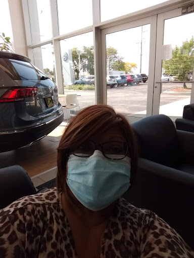 Volkswagen Dealer «Pugi Volkswagen», reviews and photos, 2020 Ogden Ave, Downers Grove, IL 60515, USA