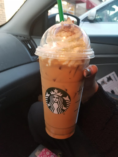 Coffee Shop «Starbucks», reviews and photos, 1674 Fort Campbell Blvd, Clarksville, TN 37042, USA